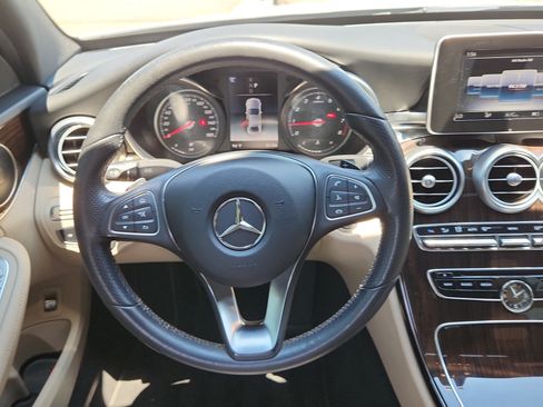 Used 2018 Mercedes-Benz C 300 4MATIC Sedan image 14