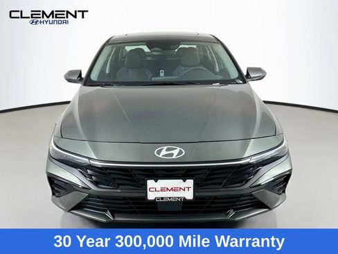 New 2026 Hyundai Elantra Limited FWD image 2