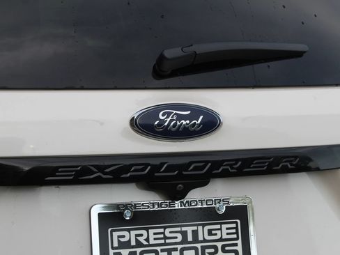 Used 2017 Ford Explorer Sport AWD/4WD image 42