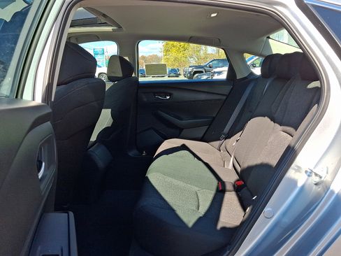Used 2024 Honda Accord EX image 10
