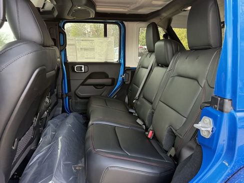 New 2026 Jeep Wrangler Unlimited Rubicon image 16