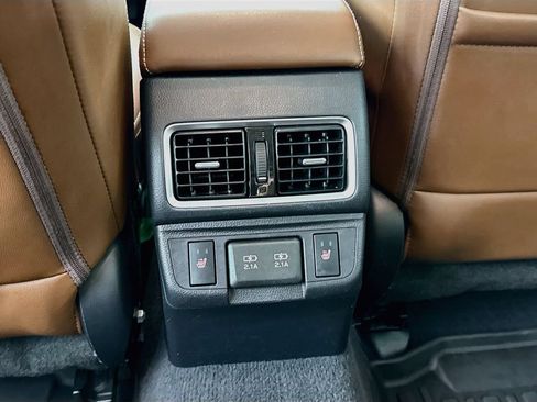 Used 2019 Subaru Outback 3.6R Touring w/ Popular Package #3A AWD/4WD image 27