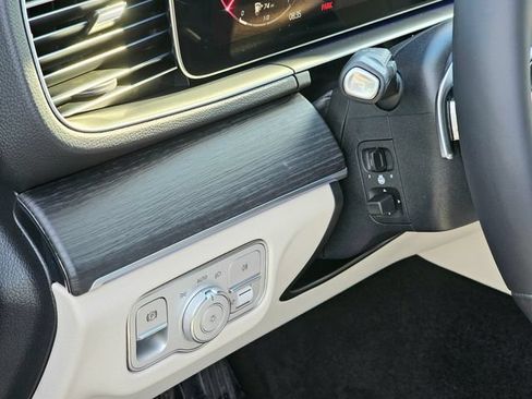 New 2026 Mercedes-Benz GLE 350 4MATIC image 15