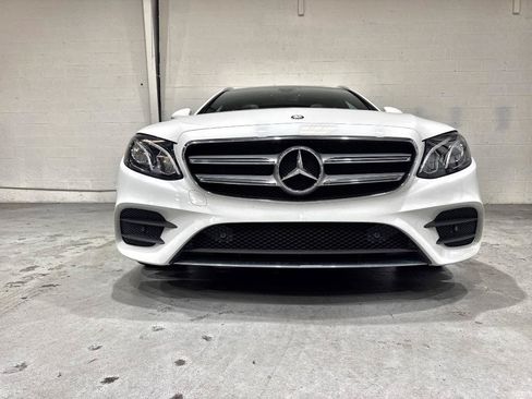 Used 2017 Mercedes-Benz E 400 4MATIC Wagon image 14