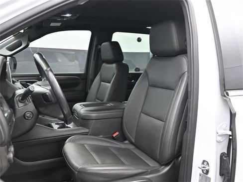 Used 2022 Chevrolet Tahoe LT w/ Luxury Package image 9