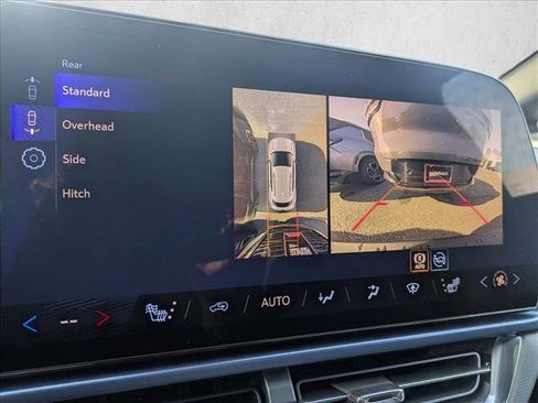 New 2026 Chevrolet Equinox EV LT image 13