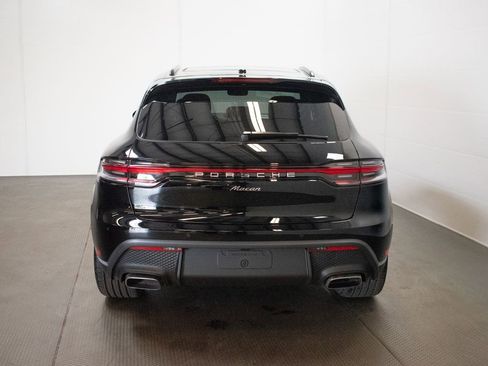 New 2026 Porsche Macan image 6