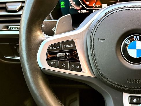 Certified 2025 BMW X4 xDrive30i w/ Premium Package image 24