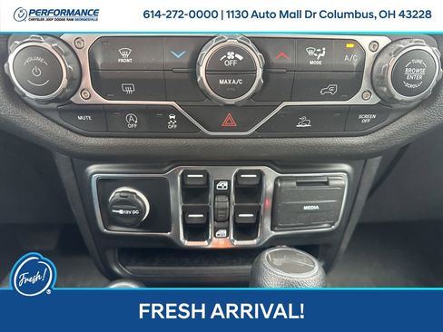 Used 2024 Jeep Wrangler Sport S image 20