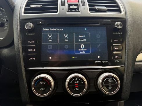 Used 2018 Subaru Forester 2.5i Premium w/ All-Weather Package image 8