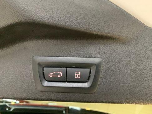 Used 2024 BMW X5 xDrive40i w/ M Sport Package AWD/4WD image 58