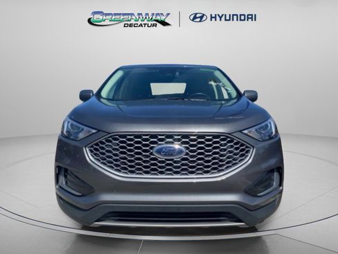 Used 2024 Ford Edge SEL image 3