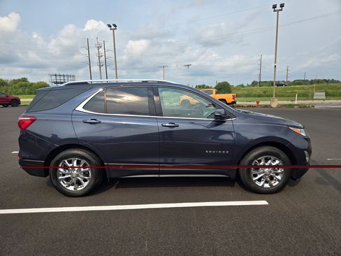 Used 2018 Chevrolet Equinox LT w/ Sun & Infotainment Package AWD/4WD image 7