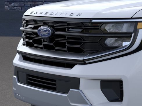 New 2026 Ford Expedition Max Platinum AWD/4WD image 17