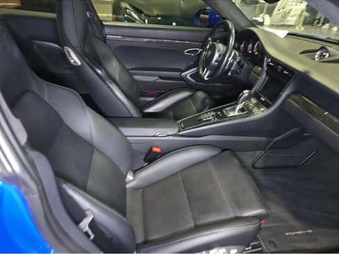 Used 2014 Porsche 911 Turbo S AWD/4WD image 7