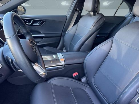Used 2023 Mercedes-Benz C 300 Sedan image 5