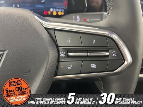 Certified 2025 Chevrolet Equinox ACTIV w/ Safety and Technology Package image 32