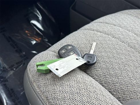 Used 2022 Chevrolet Express 3500 LT w/ LT Preferred Equipment Group image 27