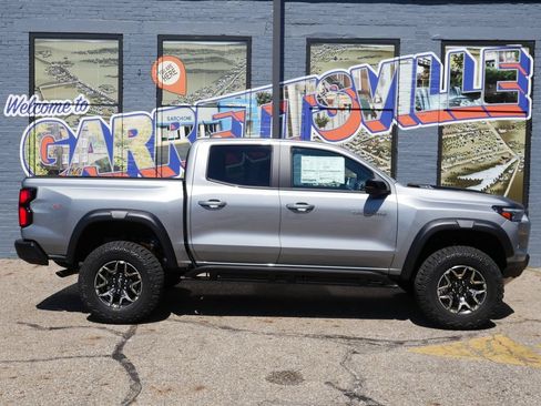 New 2026 Chevrolet Colorado ZR2 w/ Technology Package AWD/4WD image 35