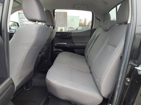 Certified 2023 Toyota Tacoma SR5 image 10