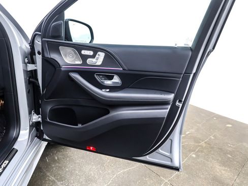 Used 2025 Mercedes-Benz GLE 53 AMG 4MATIC Coupe image 25