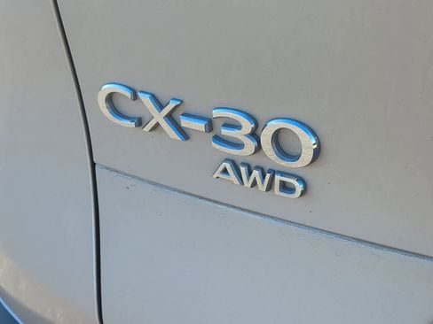 Used 2022 MAZDA CX-30 AWD 2.5 S w/ Select Package image 12