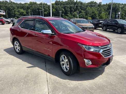 Used 2018 Chevrolet Equinox Premier FWD image 12