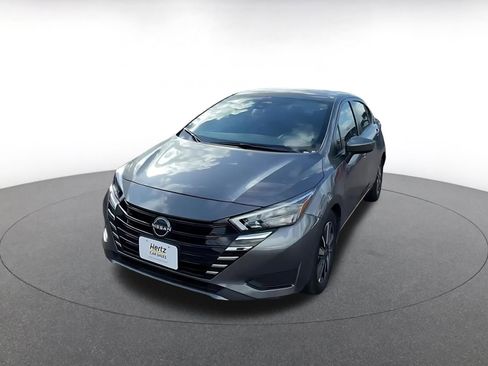Used 2025 Nissan Versa SV image 7