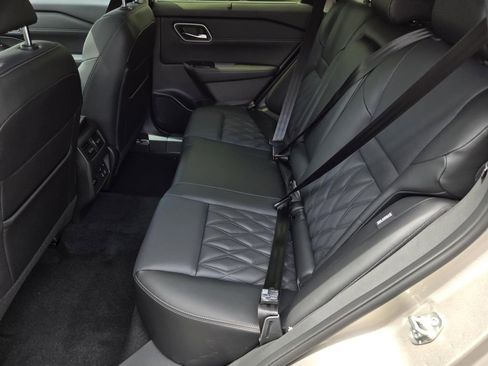 New 2026 Nissan Rogue Platinum image 13