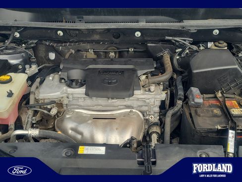 Used 2017 Toyota RAV4 XLE w/ Carpet Mat Package AWD/4WD image 21