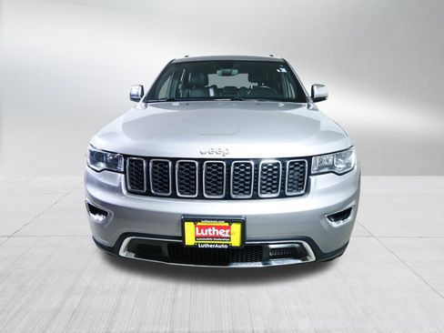 Used 2018 Jeep Grand Cherokee Limited w/ Trailer Tow Group IV AWD/4WD image 2