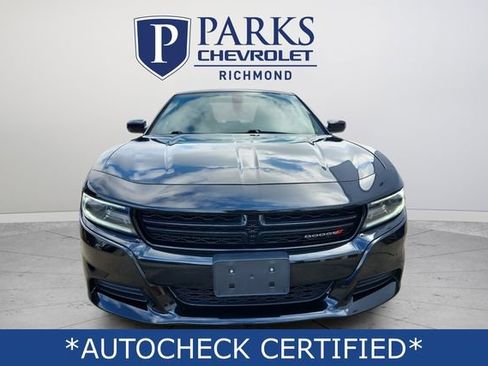 Used 2021 Dodge Charger SXT w/ Leather Interior Group image 2