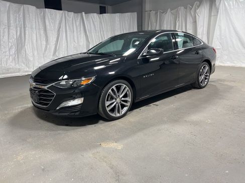 Used 2023 Chevrolet Malibu LT image 3