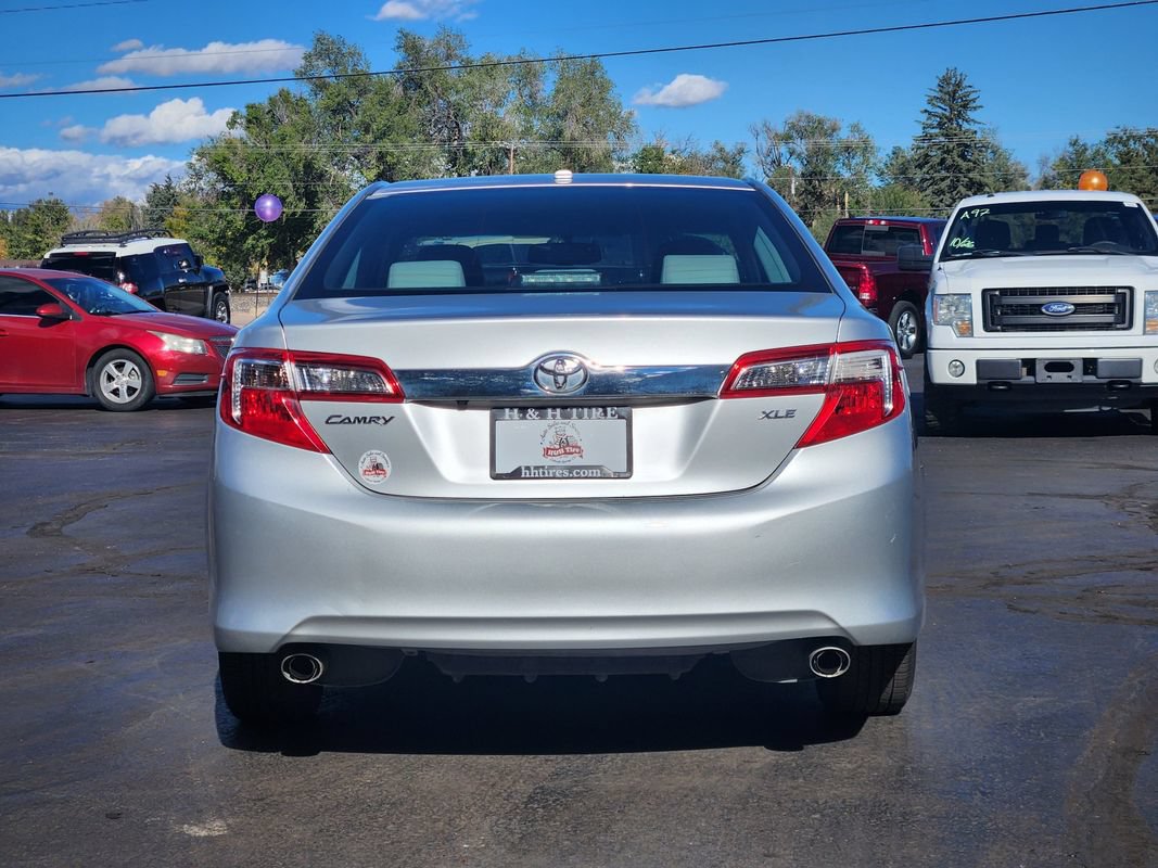 Used 2013 Toyota Camry XLE FWD image 10