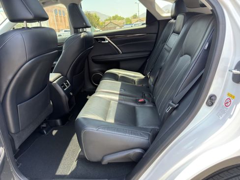 Used 2019 Kia Soul + FWD image 54