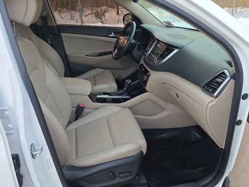 Used 2016 Hyundai Tucson Limited w/ Option Group 03 image 20