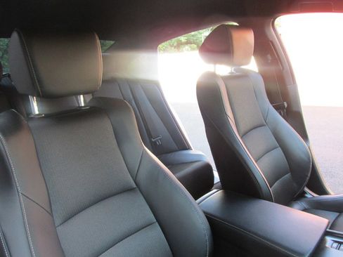 Used 2018 Honda Accord Sport image 57