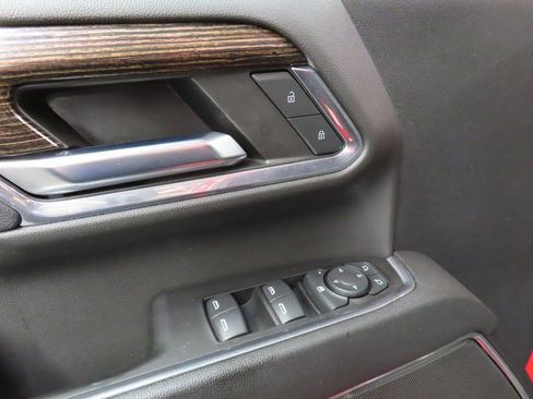 Used 2024 GMC Sierra 2500 SLE image 50