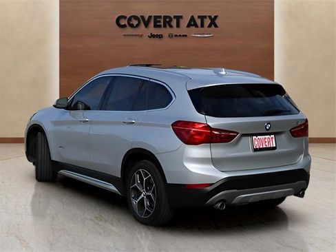 Used 2018 BMW X1 sDrive28i image 3