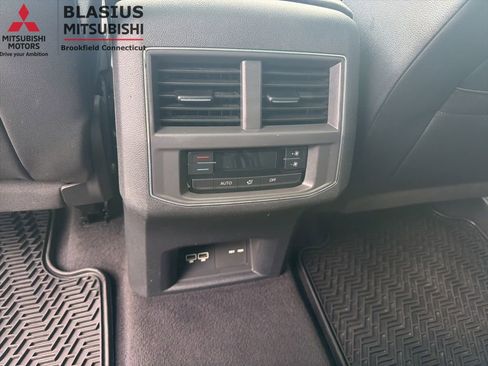 Used 2019 Volkswagen Atlas SEL R-Line AWD/4WD image 44