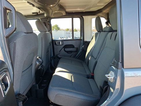 Certified 2025 Jeep Wrangler Unlimited Sport S 4xe image 19