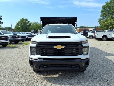 Used 2024 Chevrolet Silverado 3500 W/T w/ WT Convenience Package AWD/4WD image 2