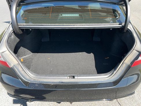 Used 2019 Toyota Camry SE image 28