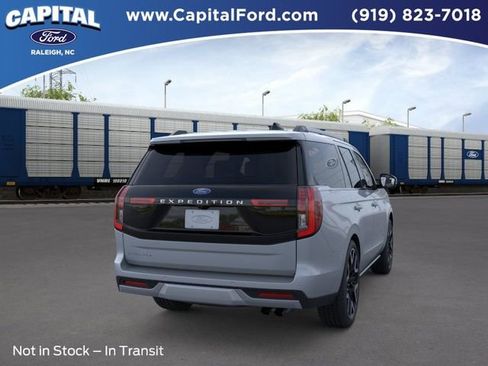 New 2026 Ford Expedition Platinum w/ Platinum Ultimate Package AWD/4WD image 8