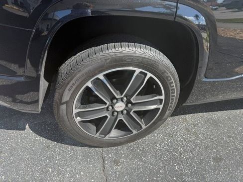 Used 2019 GMC Acadia Denali w/ Technology Package image 10