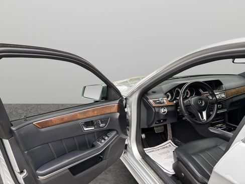 Used 2015 Mercedes-Benz E 350 4MATIC Sedan w/ Premium 1 Package image 11