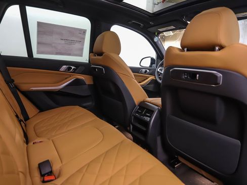 New 2026 BMW X5 xDrive50e w/ M Sport Package image 25