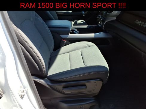 Used 2022 RAM 1500 Big Horn AWD/4WD image 8