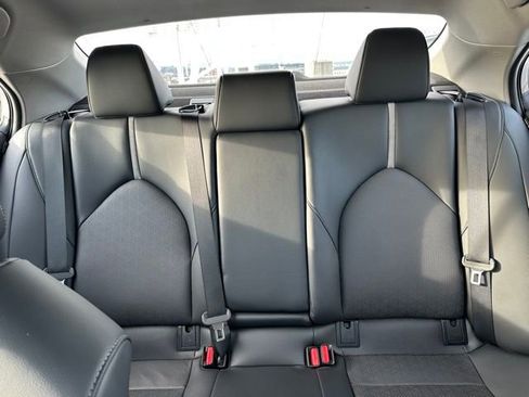 Used 2023 Toyota Camry XSE image 11