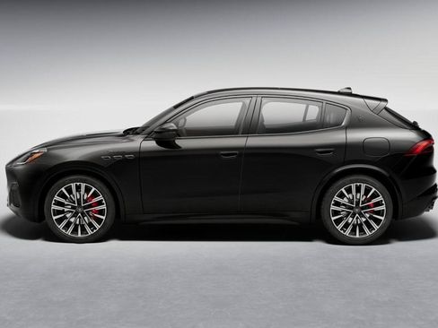 New 2025 Maserati Grecale Modena image 2